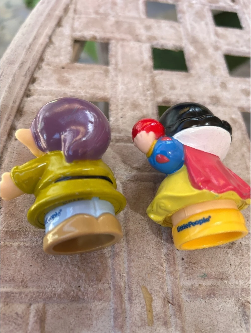 Snow White and Dopey fisher-Price little people